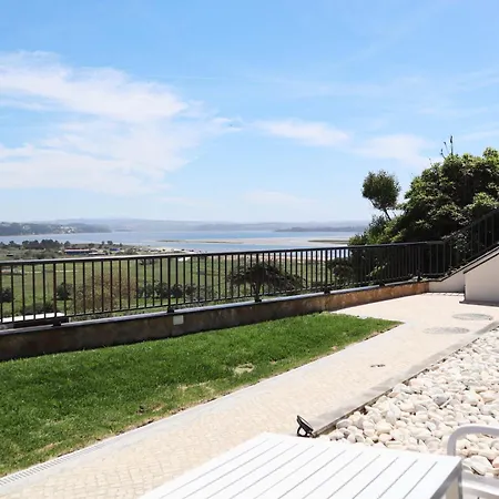 Gospodarstwo wiejskie Hillside House Residence Foz do Arelho