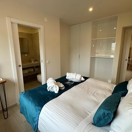 Hillside House & Casa rural Foz do Arelho