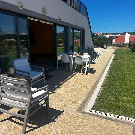 Hillside House Landsted *