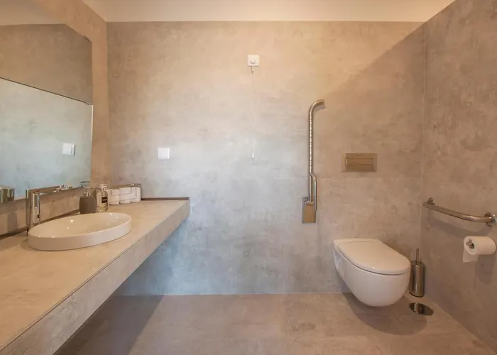 Hillside House & * Foz do Arelho