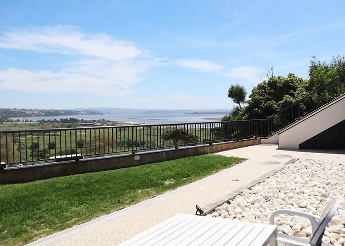 Casa de Campo Hillside House & Foz do Arelho