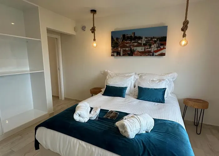 Casa de Campo Hillside House & *