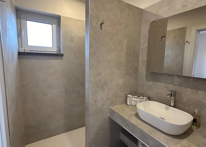 Hillside House & Casa de Campo *