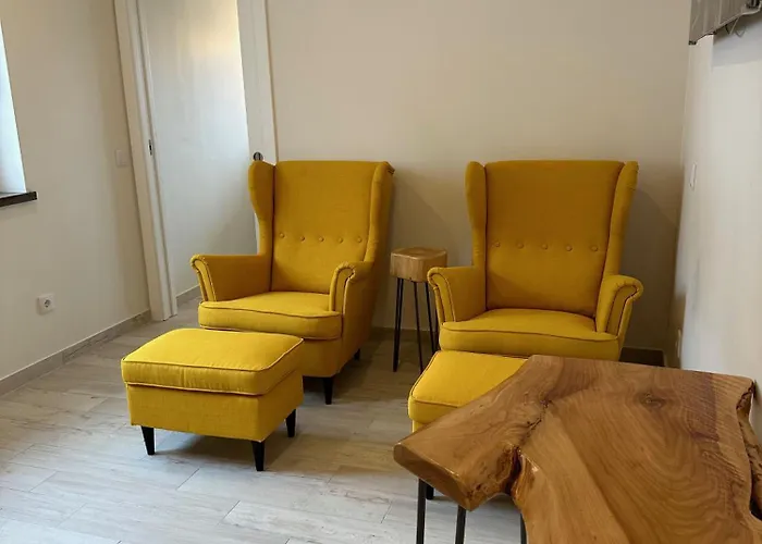 Casa de Campo Hillside House & *