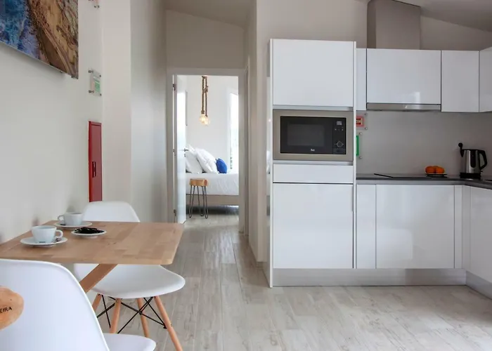 Hillside House & Casa de Campo *