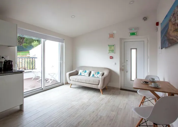 Casa de Campo Hillside House & *