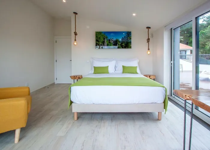 Casa de Campo Hillside House & *